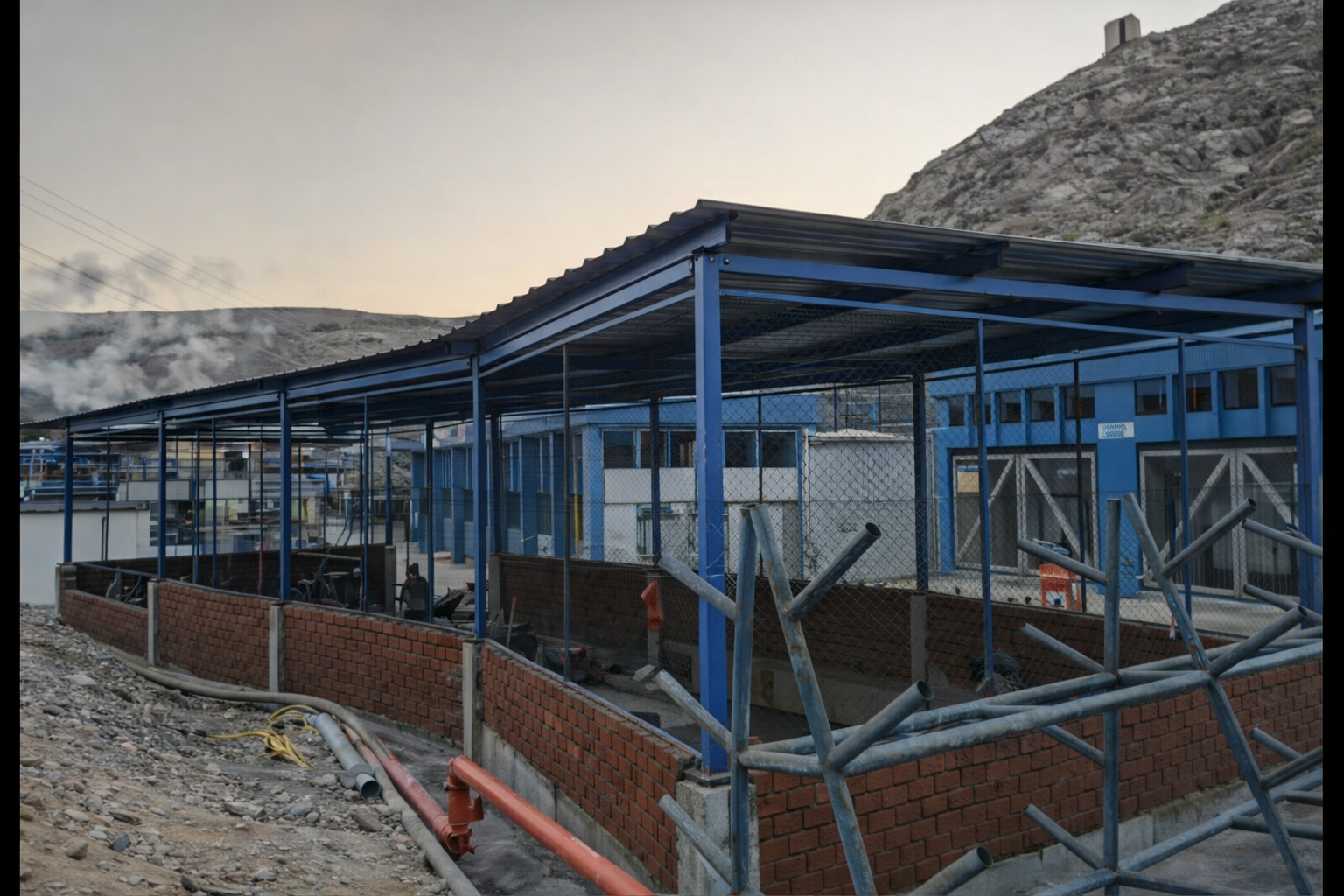 Proyecto construcción de losas, rampas y cercos metálicos para almacenes en Mollendo de TASA Proyecto 3 meses TASA – U.O. Mollendo